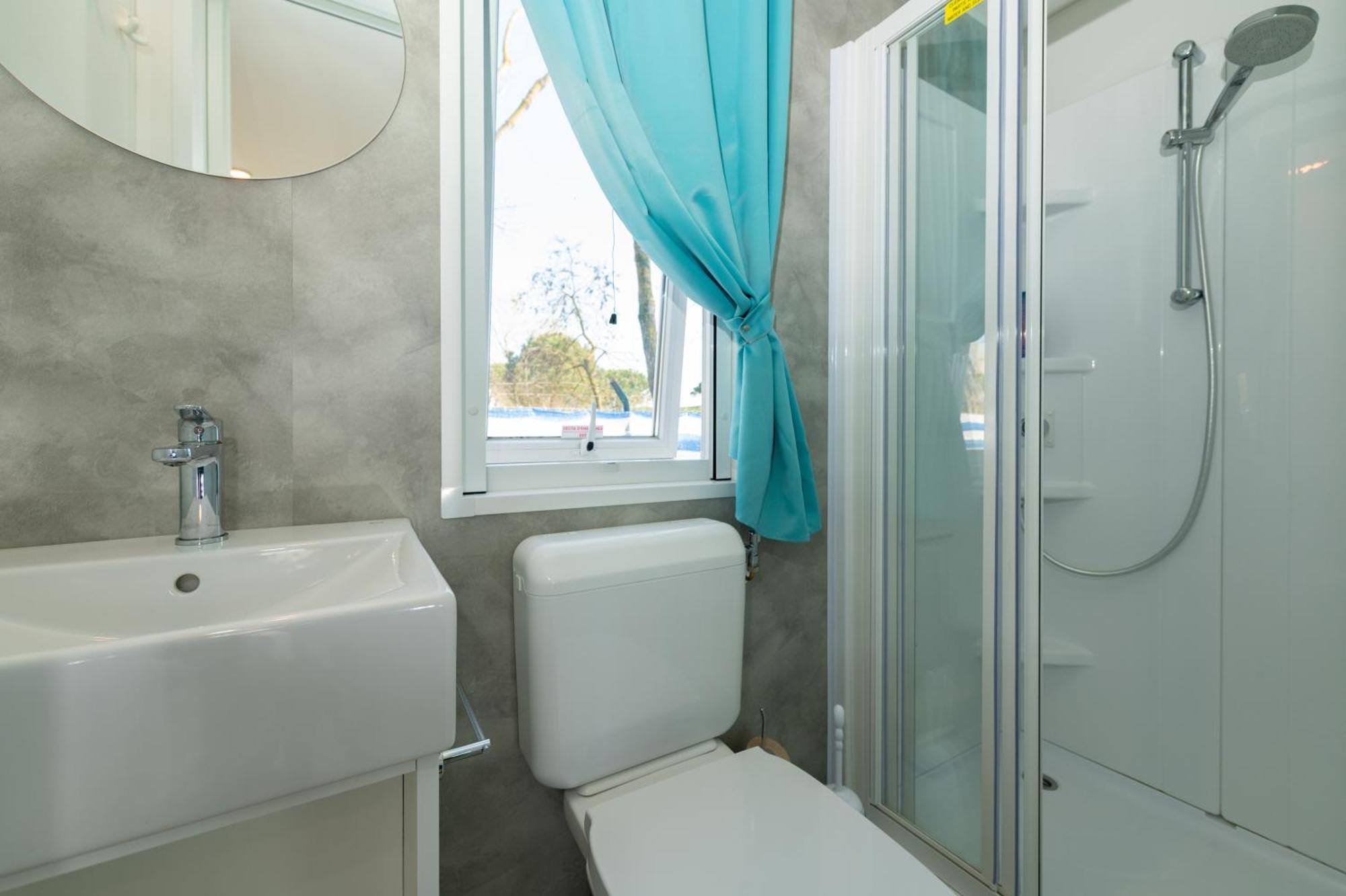 Pineta Sul Mare Camping Village Cesenatico Bilik gambar